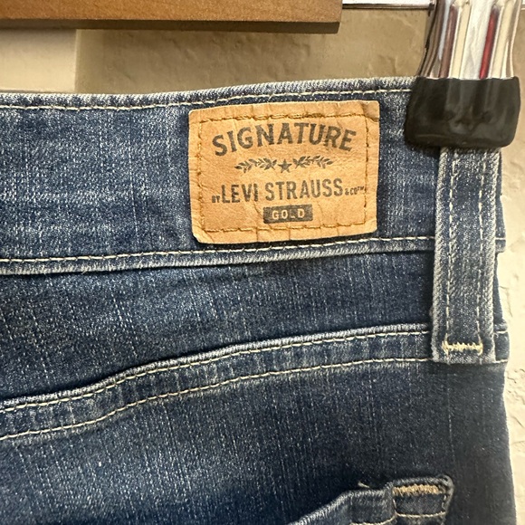 Levi’s Signature Jeans - Picture 3 of 5